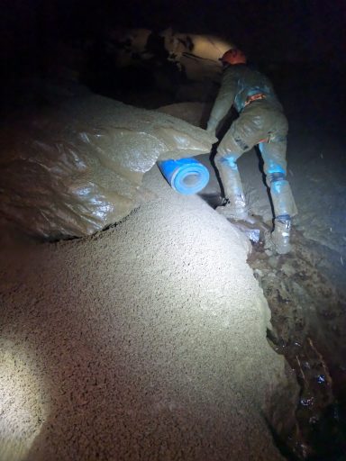 Max beim bergen einer Isomatte